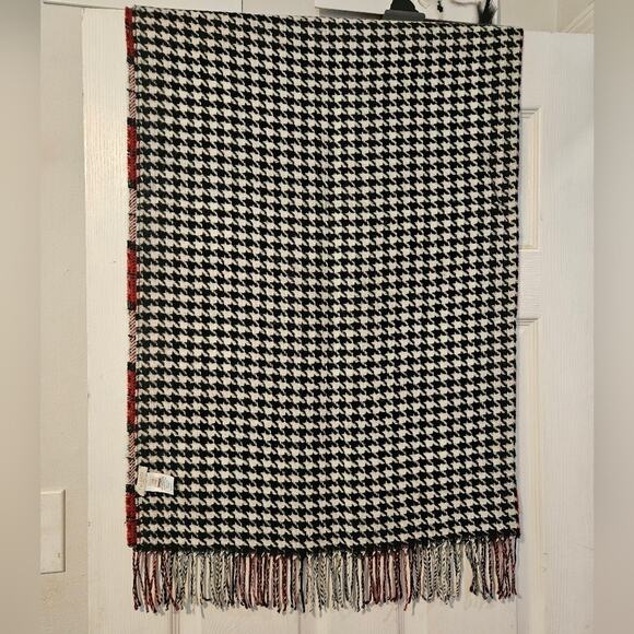 TALBOTS Reversible scarf Red plaid and Houndstooth 76 x 22 - Picture 2 of 8